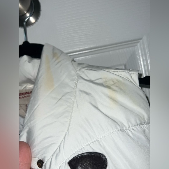 White Arizona Jean Co Puffer Vest - Picture 4 of 4